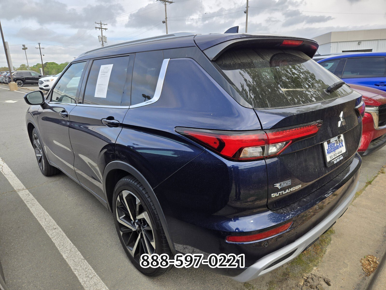 Used 2022 Mitsubishi Outlander SEL image 4