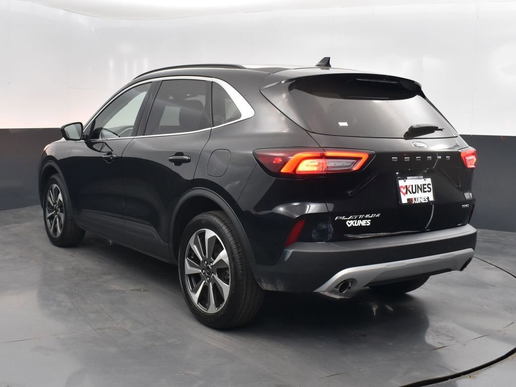 Used 2023 Ford Escape Platinum image 10