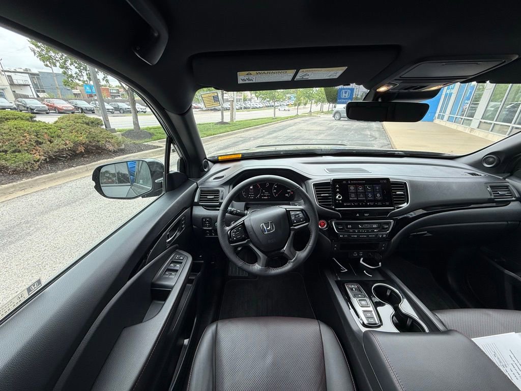 Used 2024 Honda Ridgeline Black Edition image 14