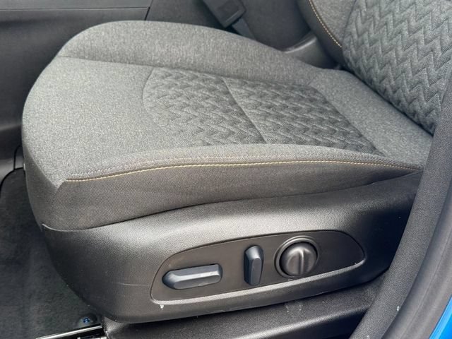 Used 2024 Chevrolet Equinox LT FWD image 23
