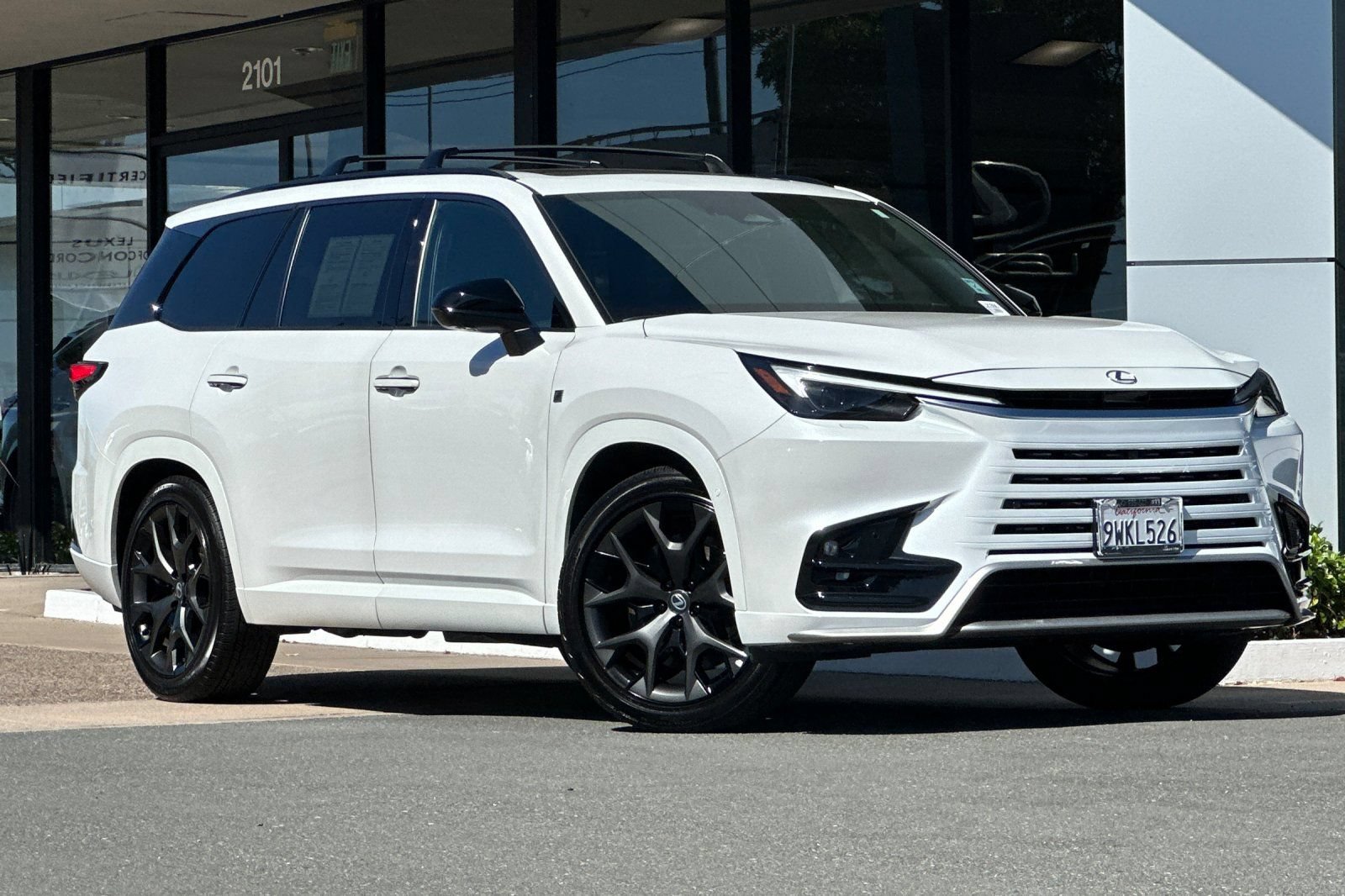 Certified 2026 Lexus TX 500h AWD w/ Technology Package image 2