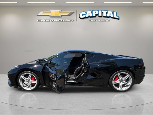 Used 2024 Chevrolet Corvette Stingray Preferred Cpe w/ Battery Protection Package RWD image 4