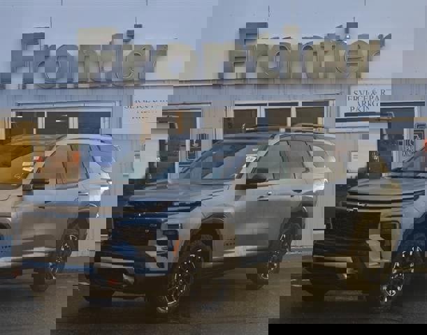 Used 2025 Chevrolet Traverse Z71 w/ Enhanced Driving Package