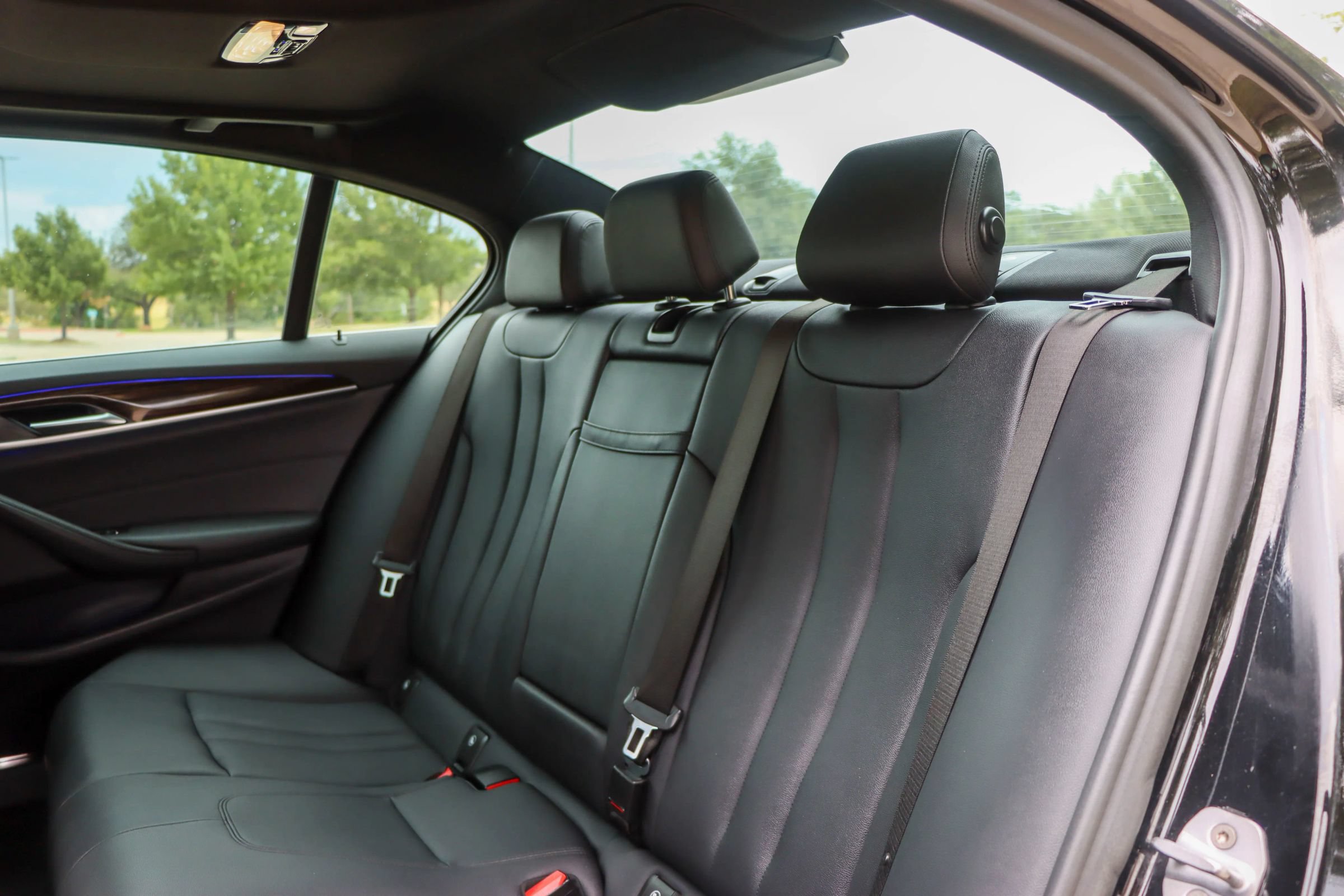 Used 2018 BMW 530e RWD image 17