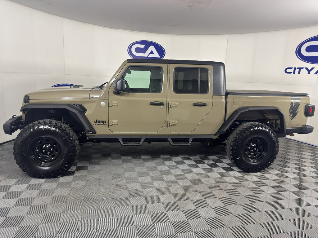 Used 2020 Jeep Gladiator Sport image 6