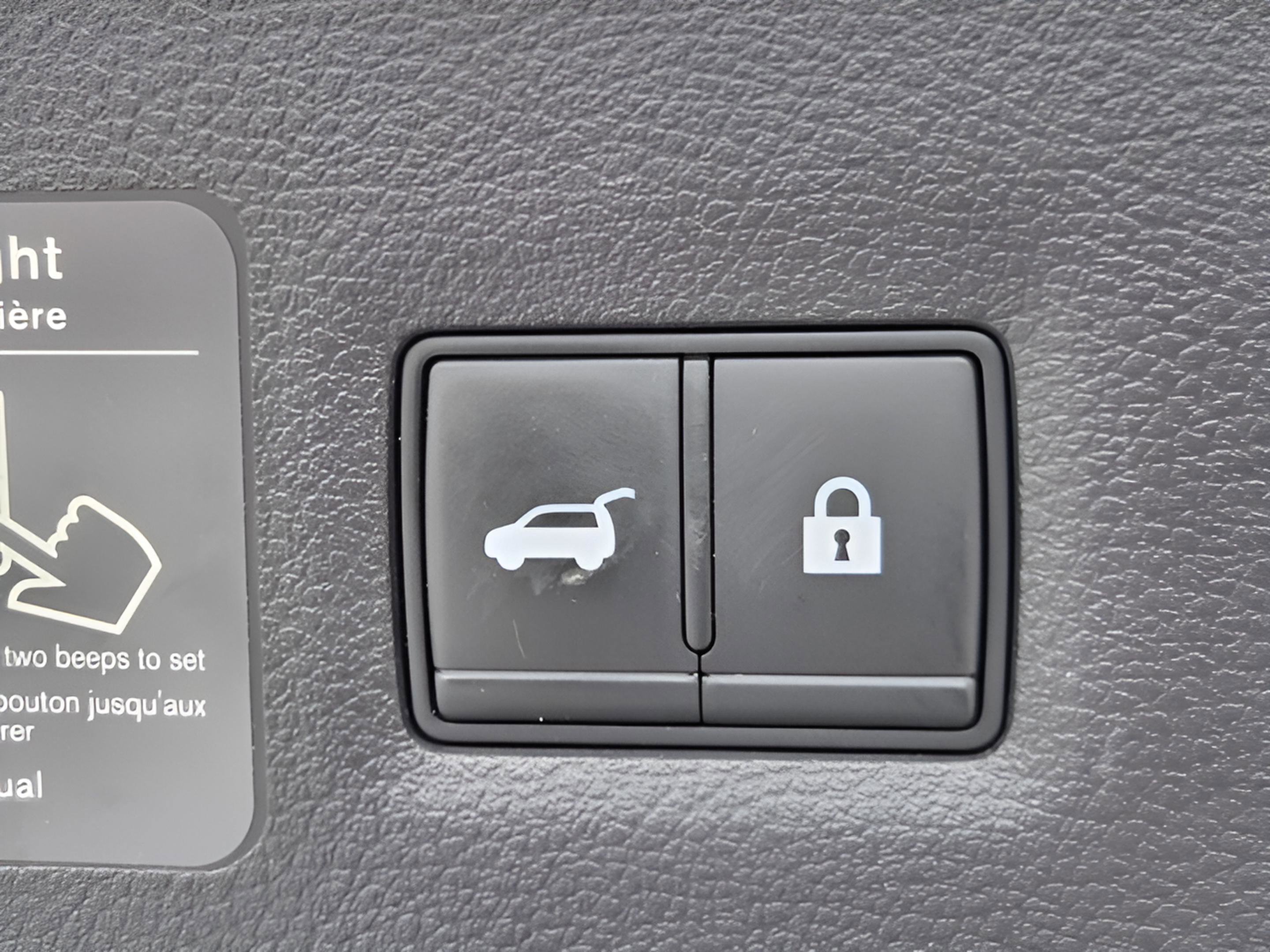 Used 2022 INFINITI QX55 Luxe w/ Cargo Package AWD/4WD image 27