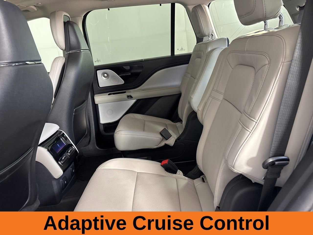 Used 2025 Lincoln Aviator Reserve w/ Equipment Group 201A AWD/4WD image 20