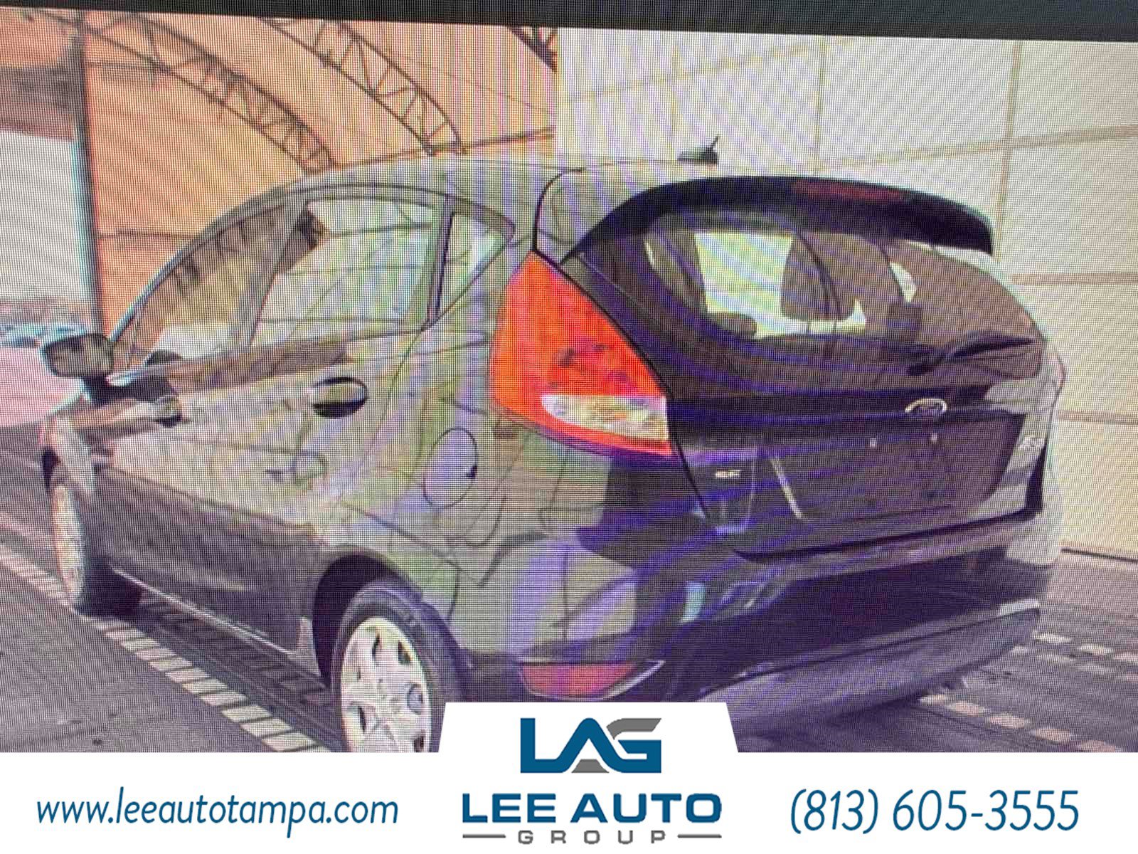 Used 2012 Ford Fiesta SE FWD image 3
