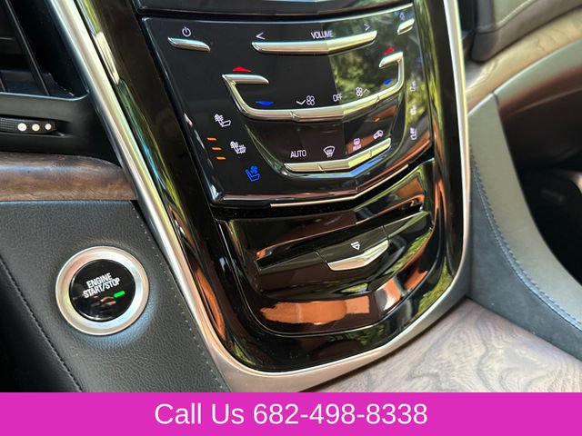 Used 2020 Cadillac Escalade Premium Luxury AWD/4WD image 28