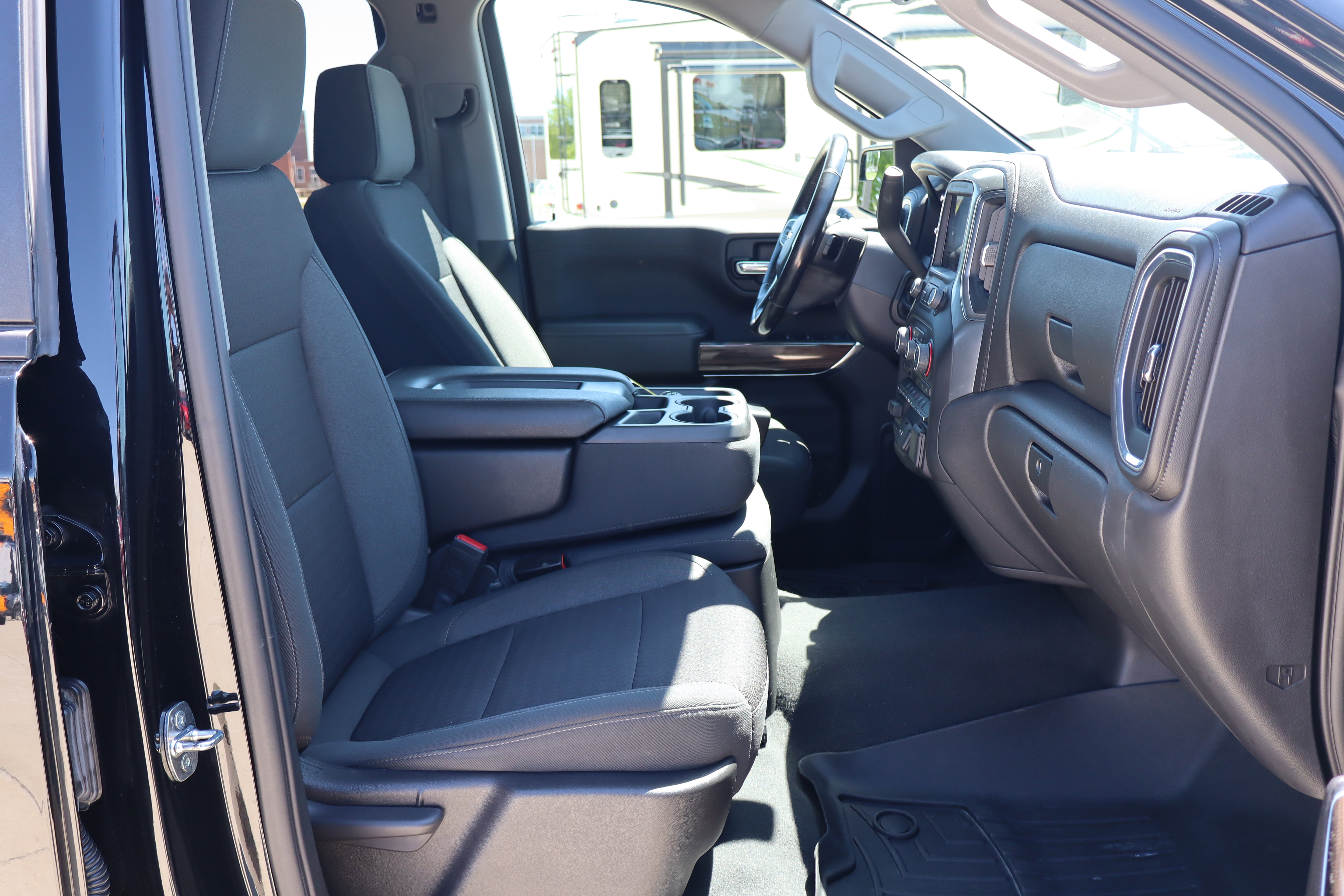 Used 2022 Chevrolet Silverado 1500 LT w/ All Star Edition Plus AWD/4WD image 13