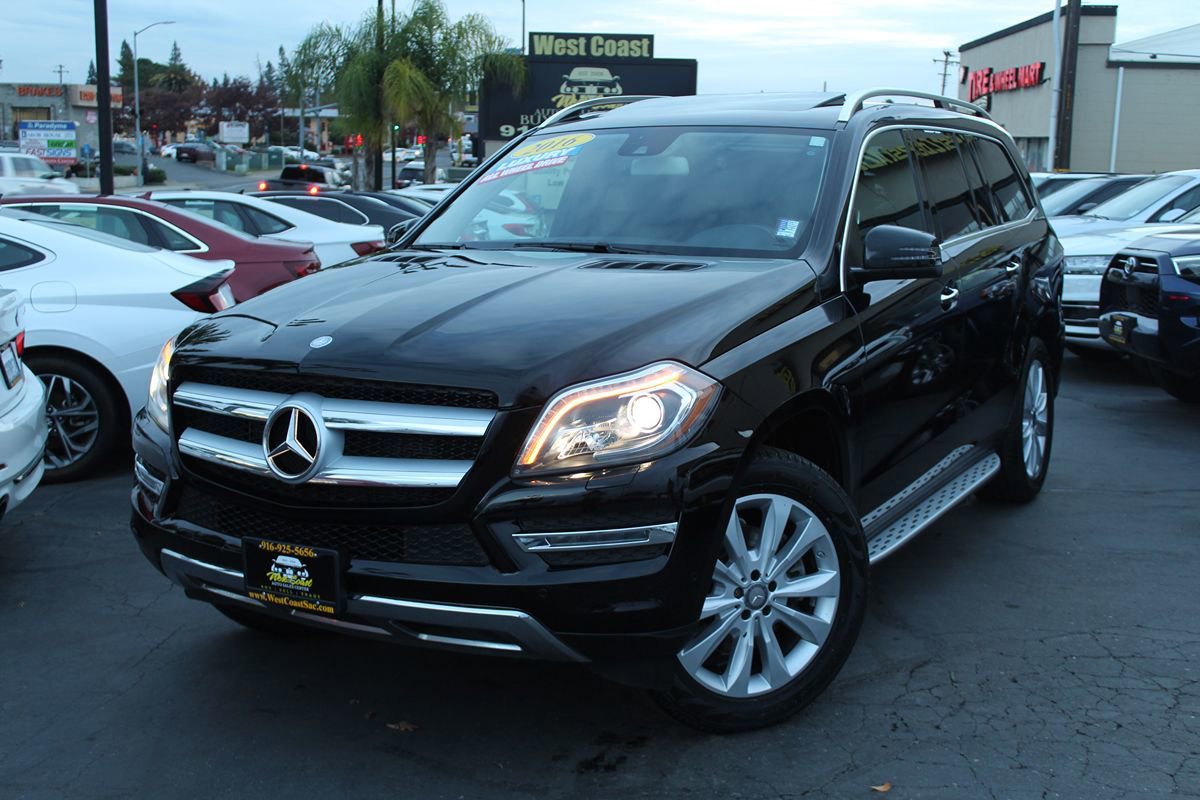 Used 2016 Mercedes-Benz GL 450 4MATIC image 46