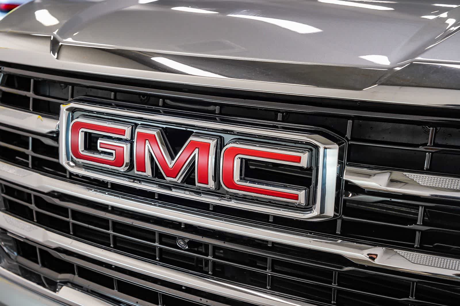 Used 2026 GMC Yukon XL Elevation AWD/4WD image 8