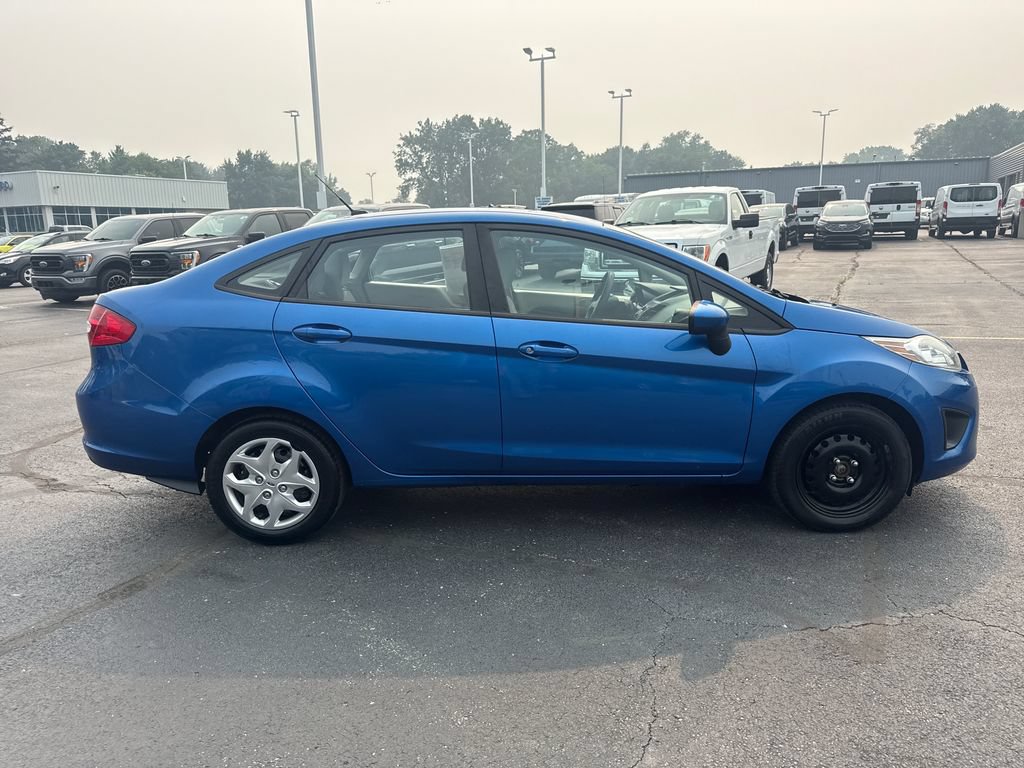 Used 2011 Ford Fiesta S FWD image 6