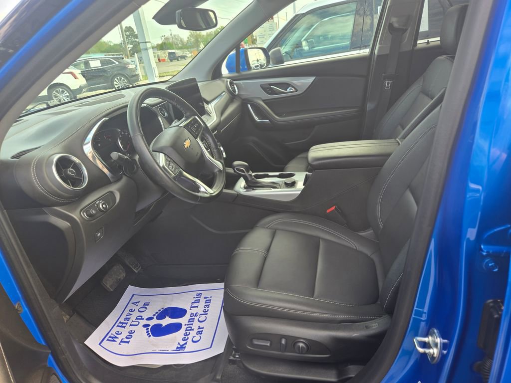Used 2024 Chevrolet Blazer LT w/ LPO, Floor Liner Package FWD image 7