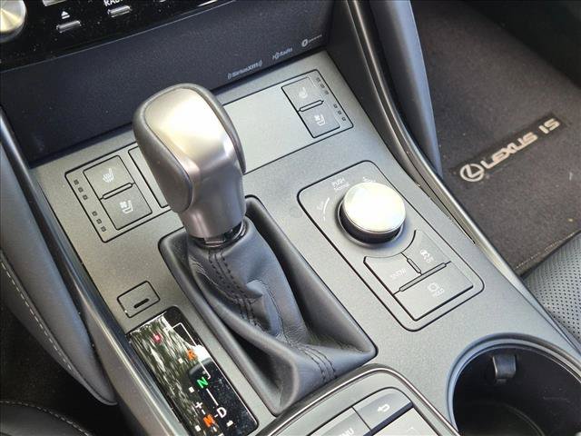 Used 2023 Lexus IS 300 w/ Premium Package RWD image 12