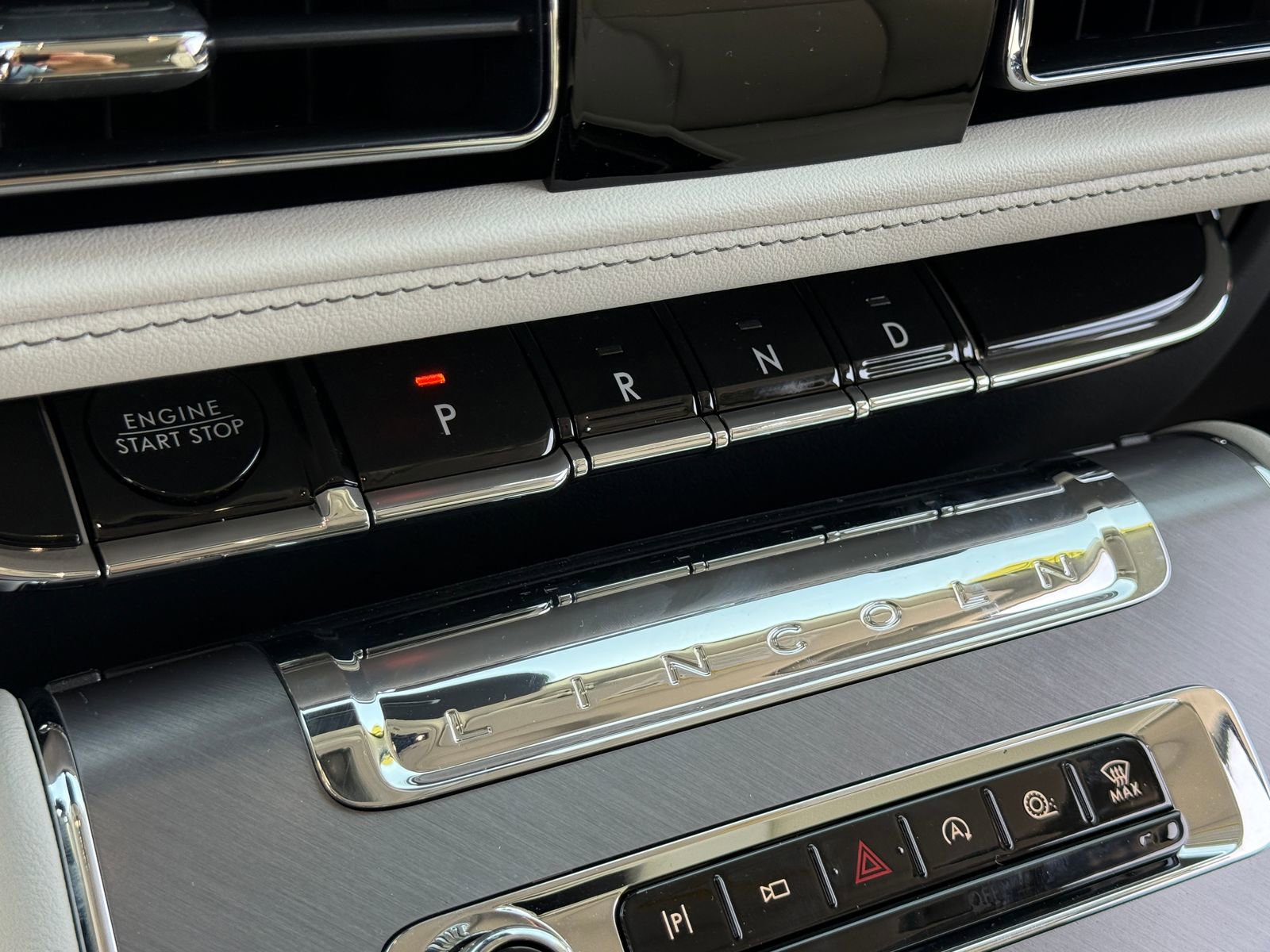 New 2026 Lincoln Aviator AWD image 35