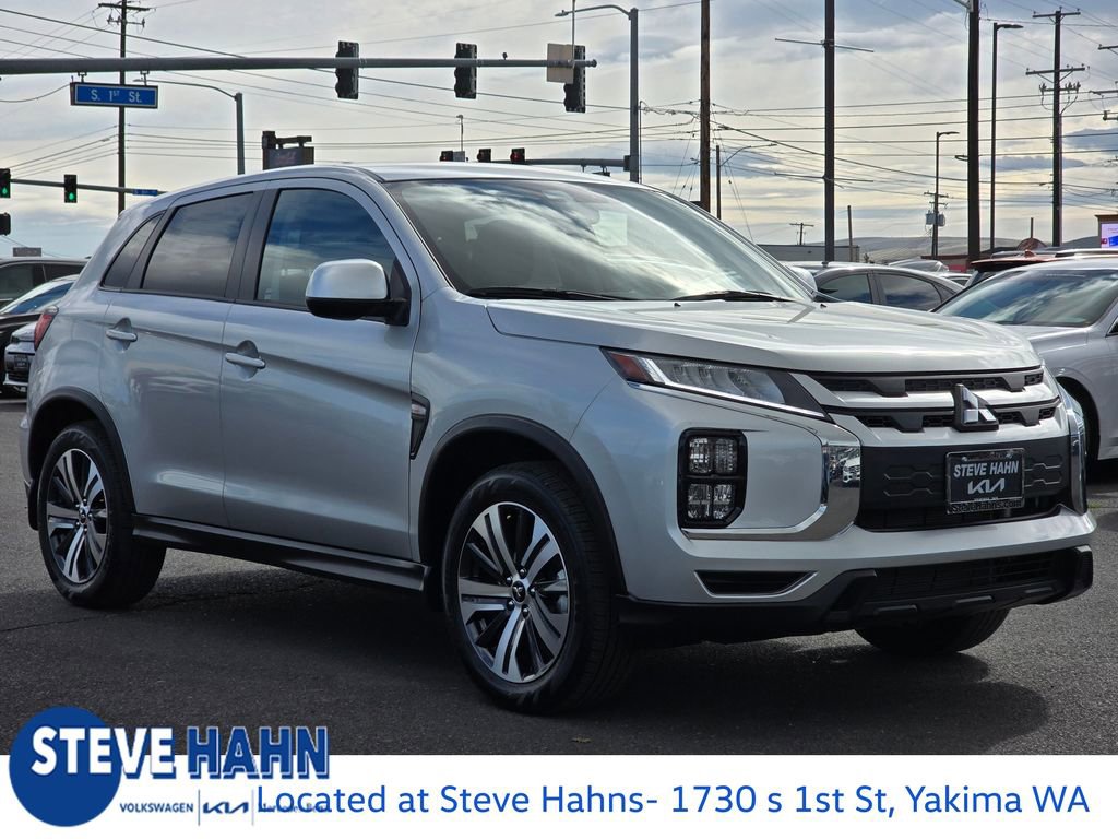 Used 2025 Mitsubishi Outlander Sport SE image 7