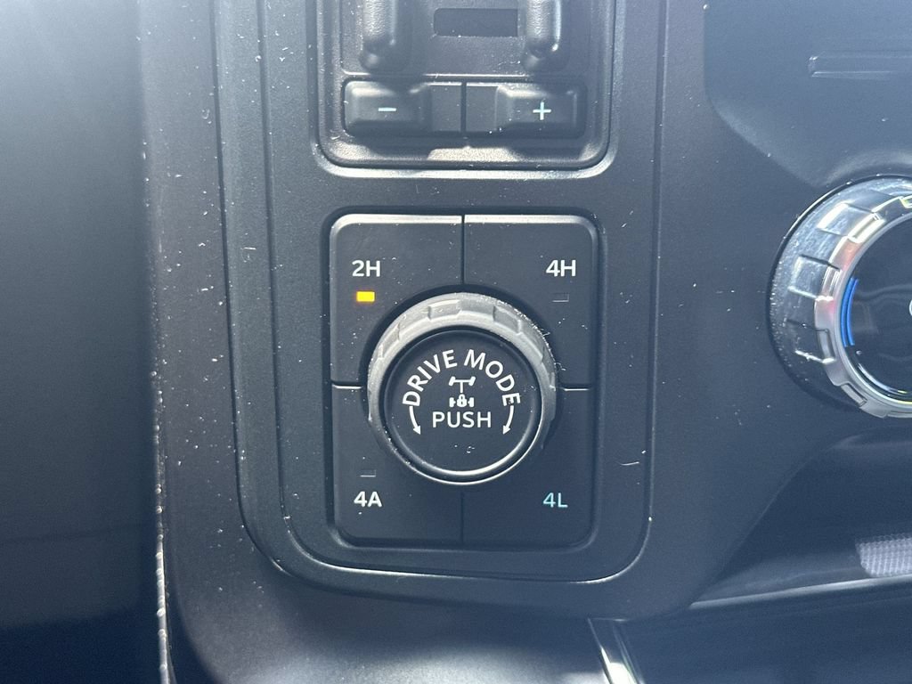 Used 2025 Ford F150 Raptor AWD/4WD image 31
