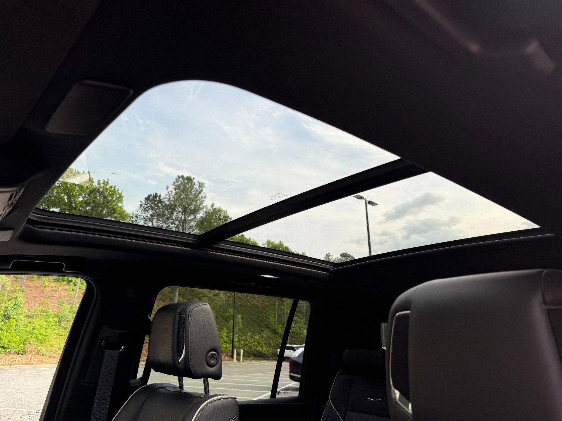 Used 2023 Cadillac Escalade ESV Sport image 44