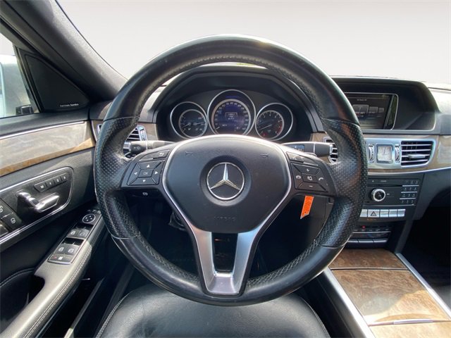 Used 2016 Mercedes-Benz E 350 4MATIC Sedan image 12