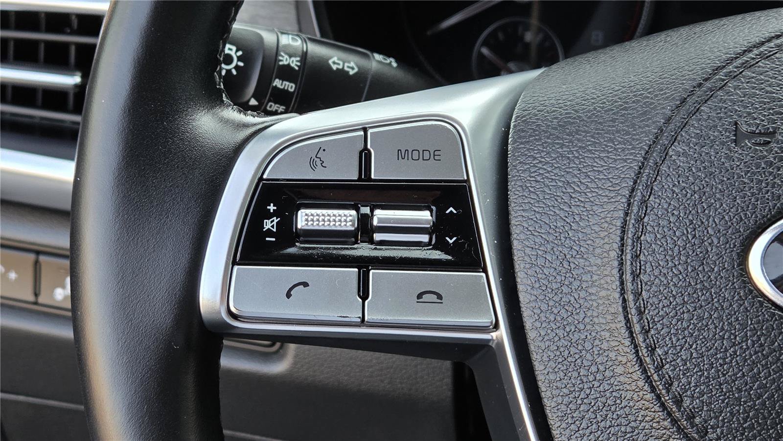 Used 2021 Kia Telluride EX w/ EX Premium Package AWD/4WD image 19