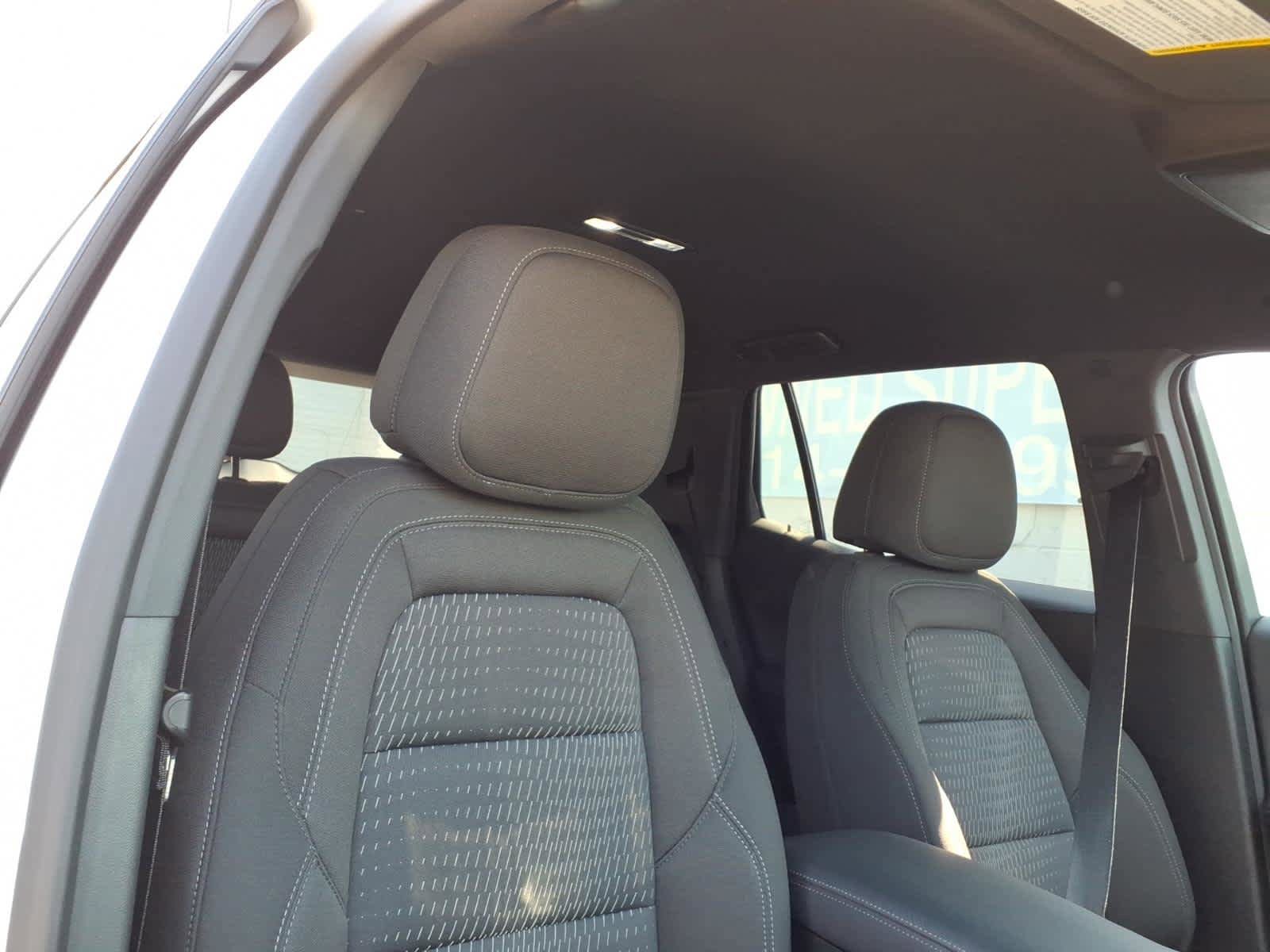 Used 2026 Chevrolet Equinox LT AWD/4WD image 22
