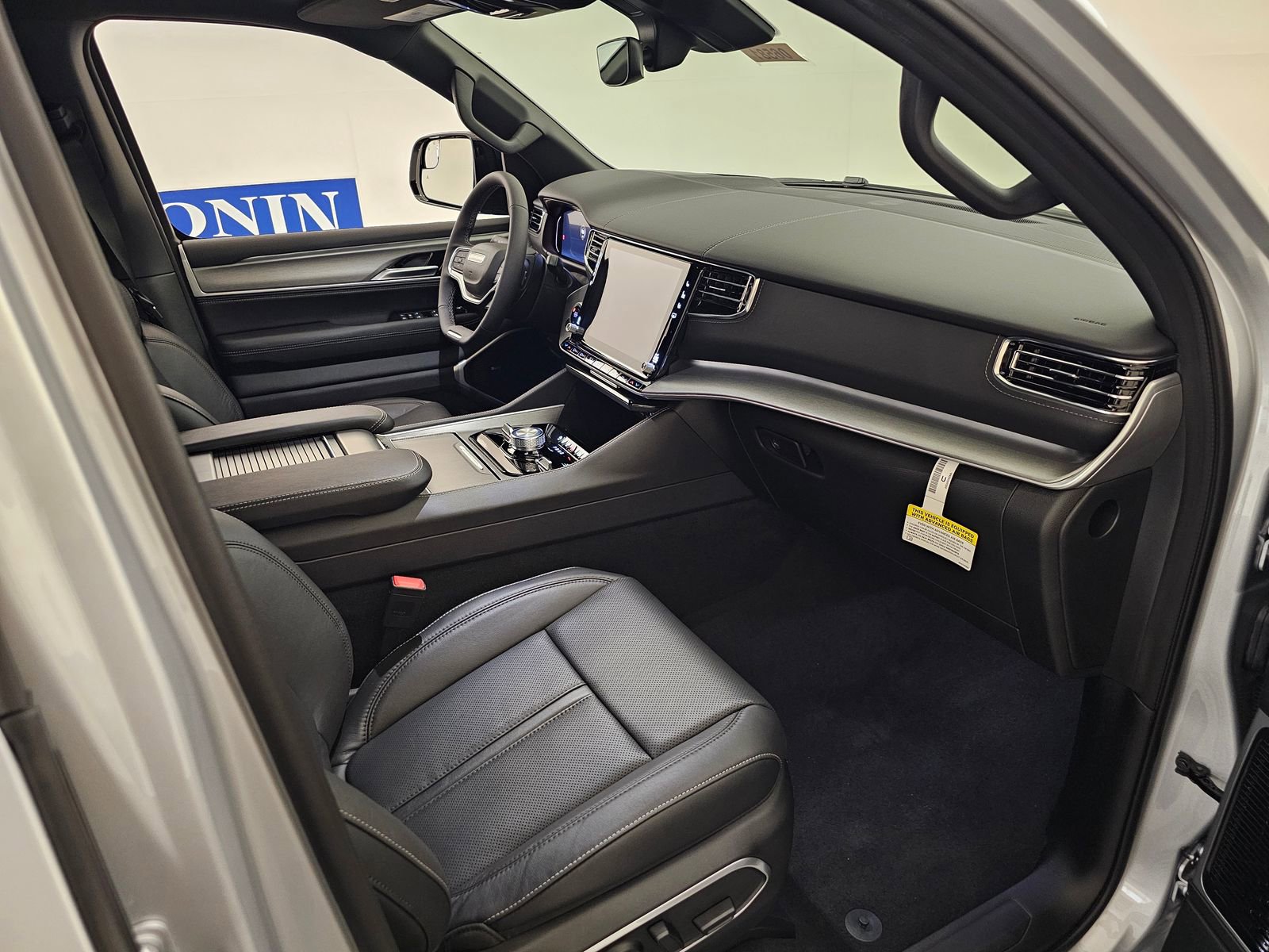 New 2026 Jeep Grand Wagoneer L Limited image 37