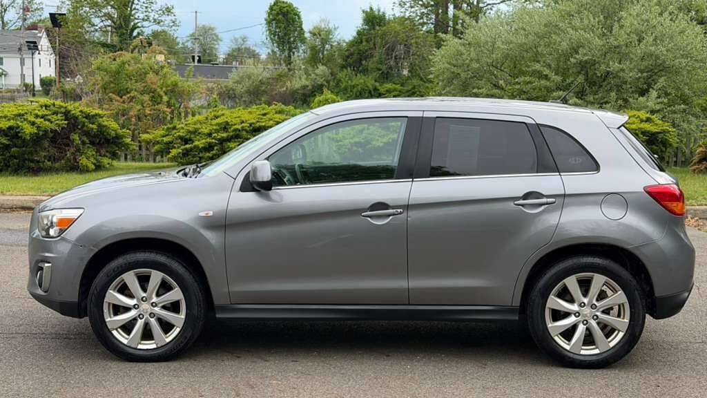 Used 2015 Mitsubishi Outlander Sport SE AWD/4WD image 4