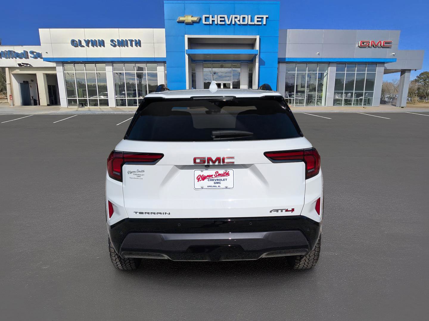 New 2026 GMC Terrain AT4 w/ Technology Package II AWD/4WD image 9