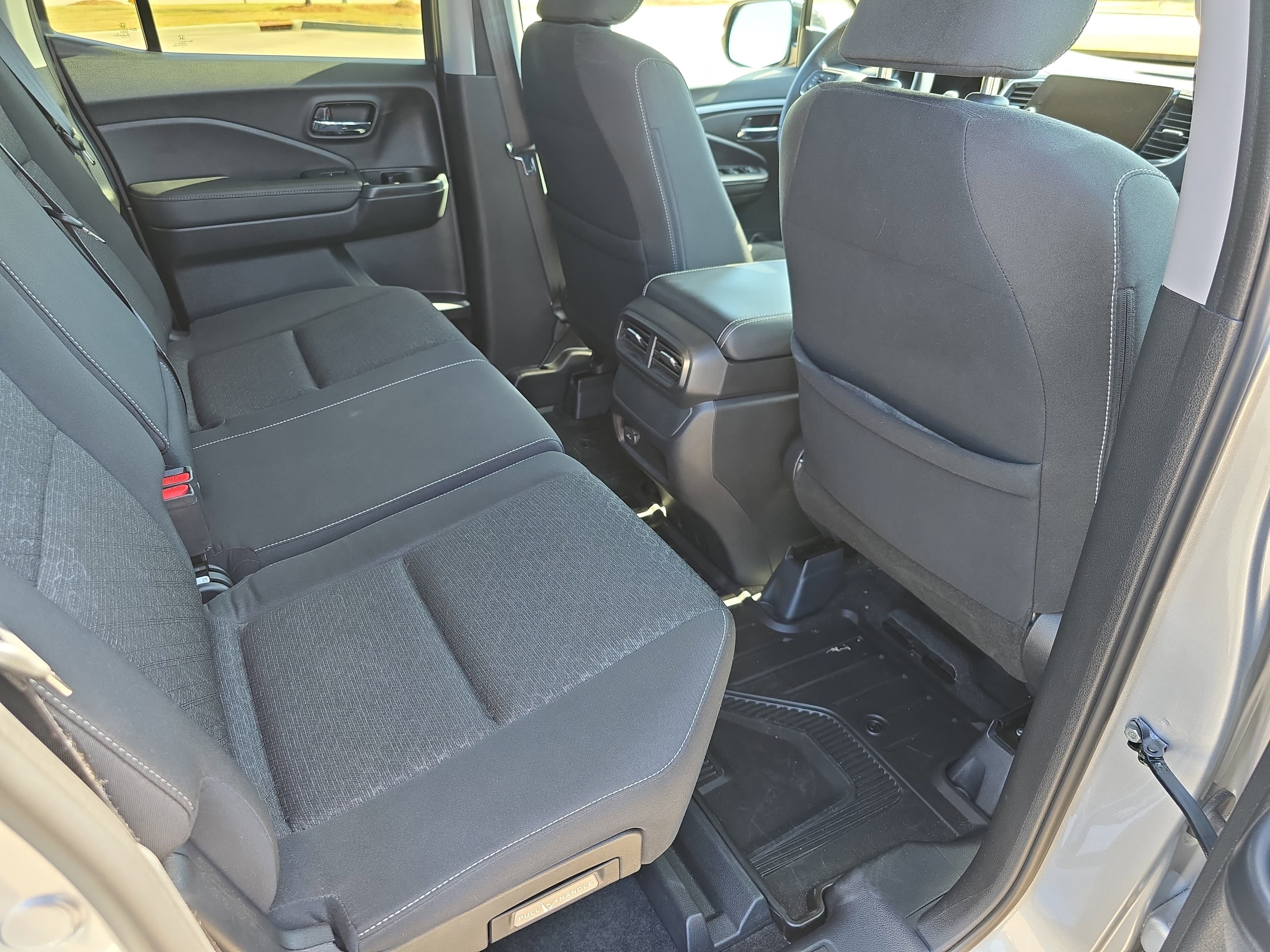 Used 2024 Honda Ridgeline Sport image 11