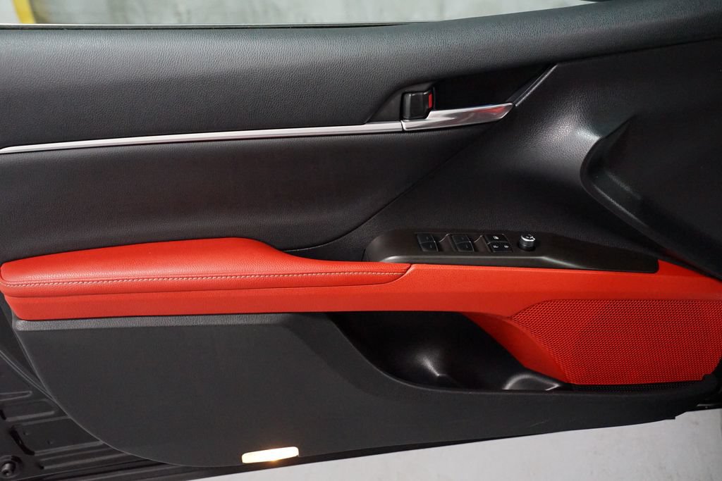 Certified 2022 Toyota Camry XSE FWD image 31