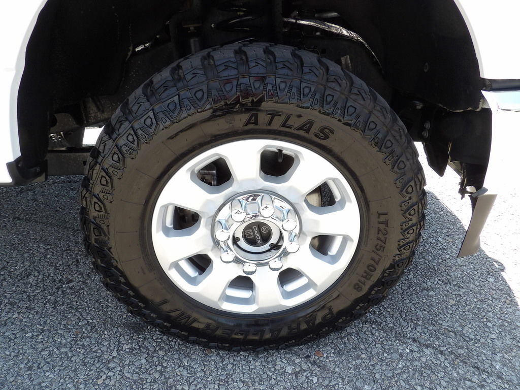 Used 2024 Ford F250 XLT w/ FX4 Off-Road Package AWD/4WD image 60
