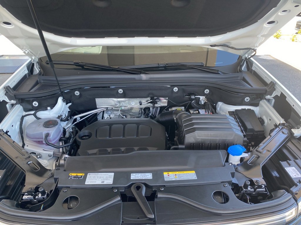New 2025 Volkswagen Atlas Cross Sport SEL Premium R-Line image 33