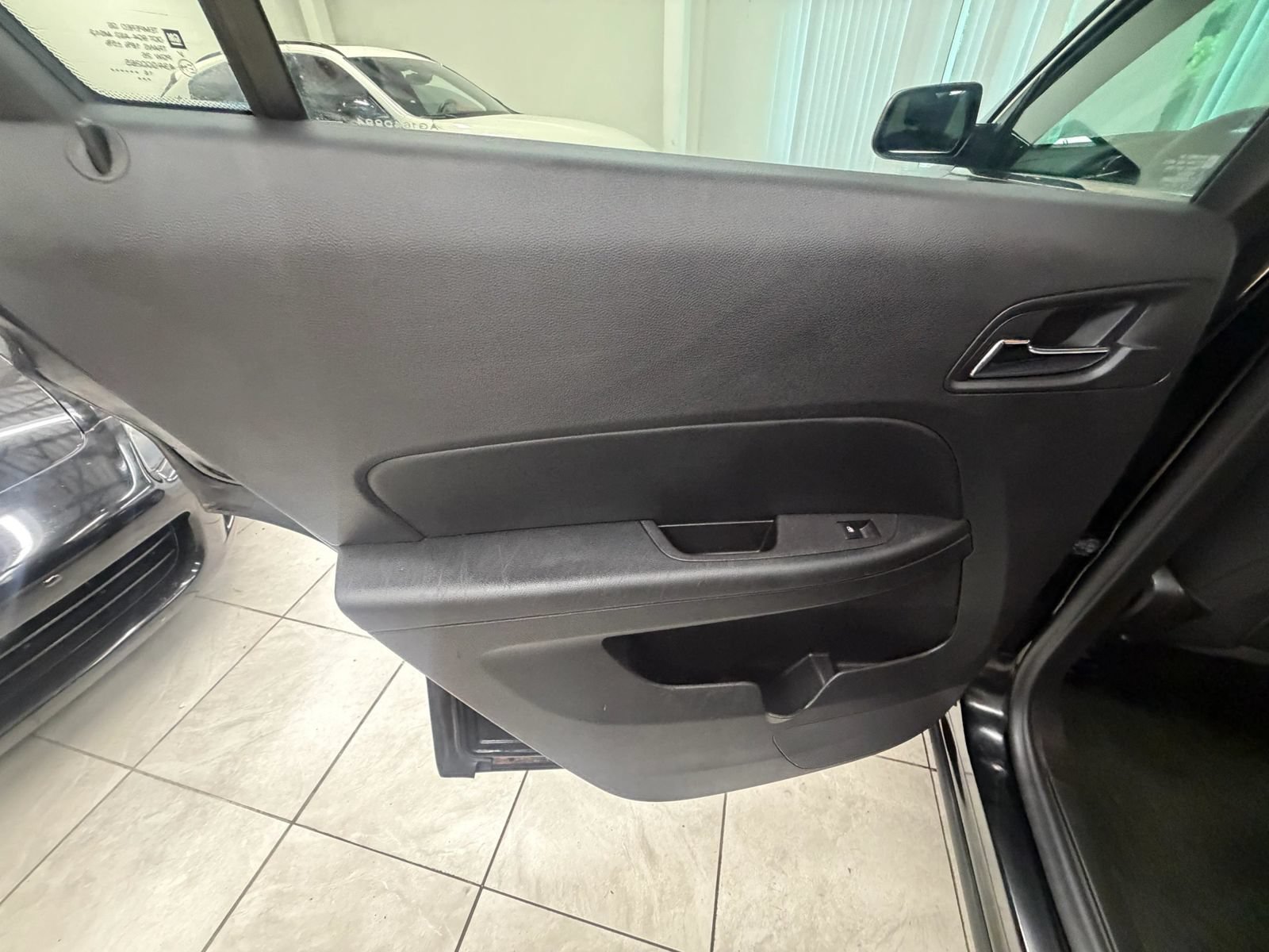 Used 2017 GMC Terrain SLE FWD image 15