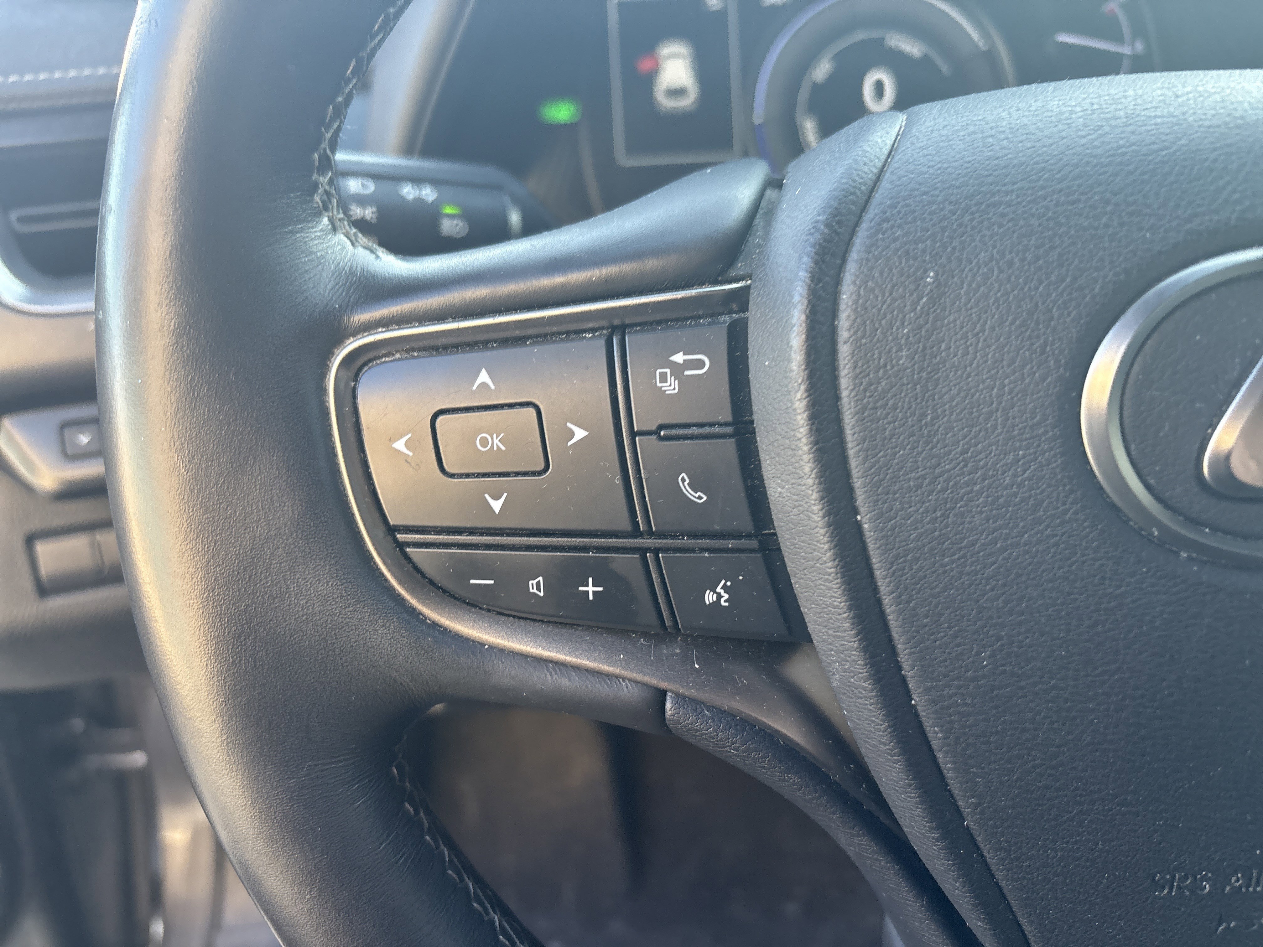 Used 2019 Lexus UX 250h image 19