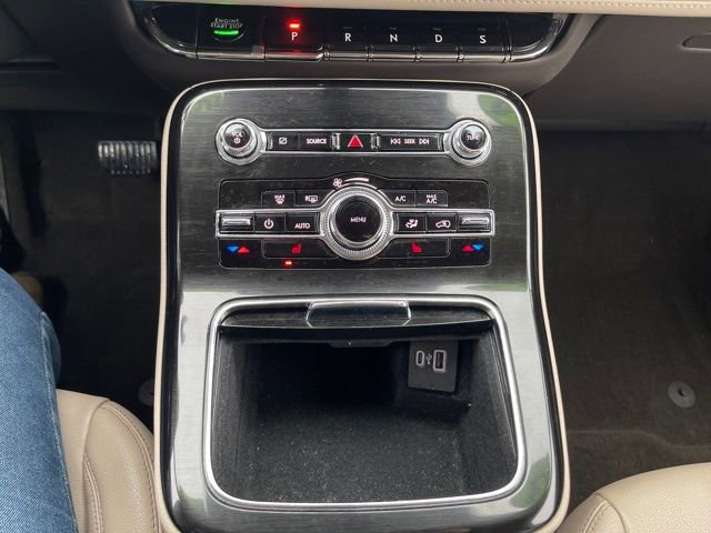 Used 2023 Lincoln Nautilus Standard w/ Premium Package image 18