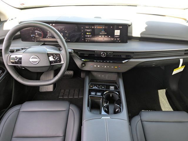 Used 2025 Nissan Murano SV FWD image 15