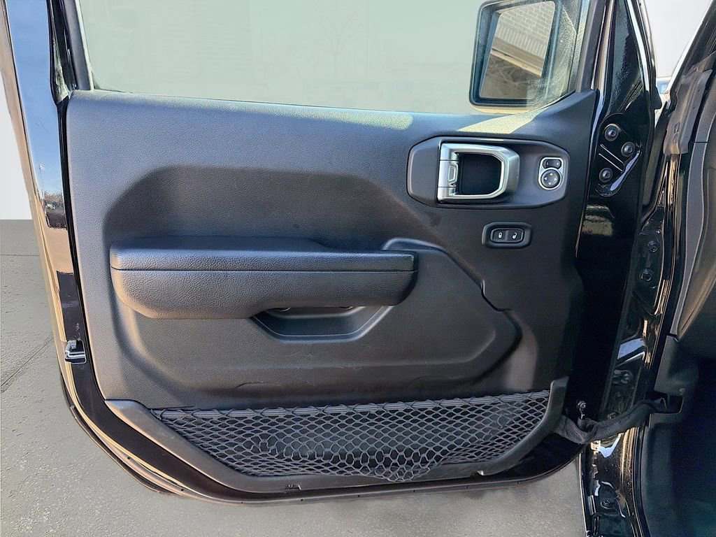 Used 2023 Jeep Gladiator Sport image 21