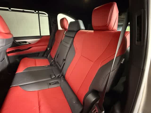 Used 2026 Lexus LX 600 F Sport w/ Accessory Package (Z1) AWD/4WD image 19