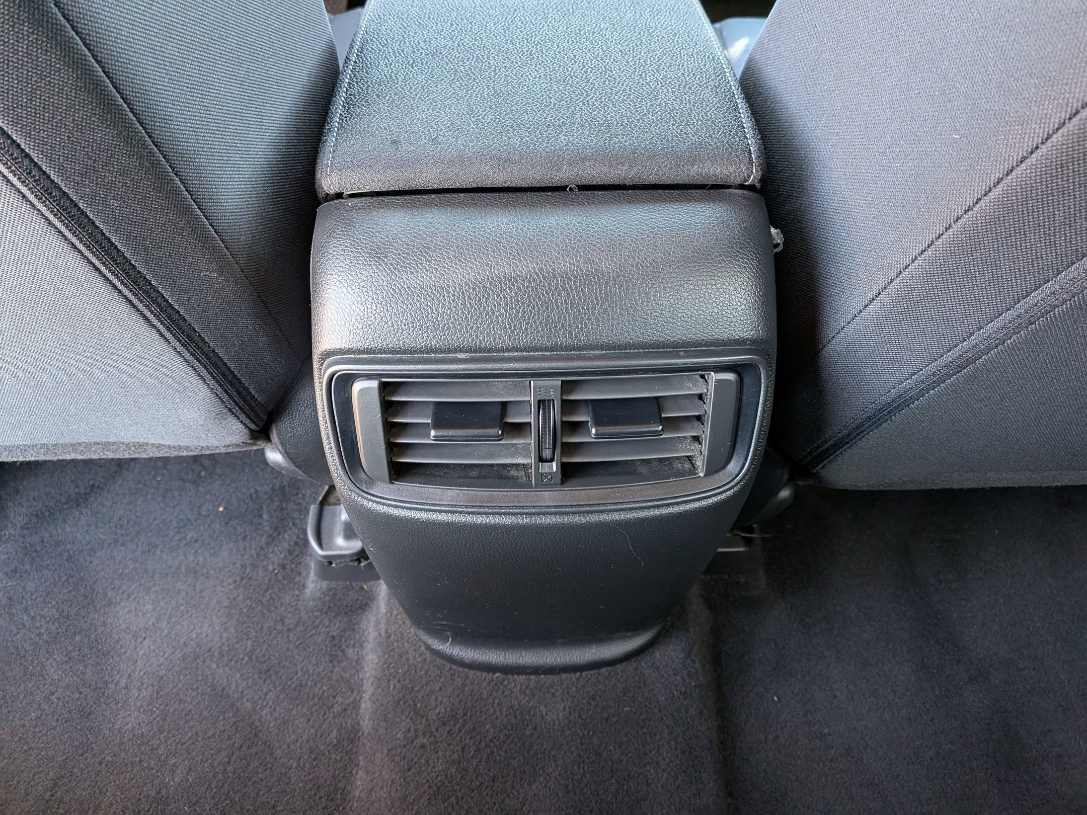 Used 2020 Honda CR-V LX image 25