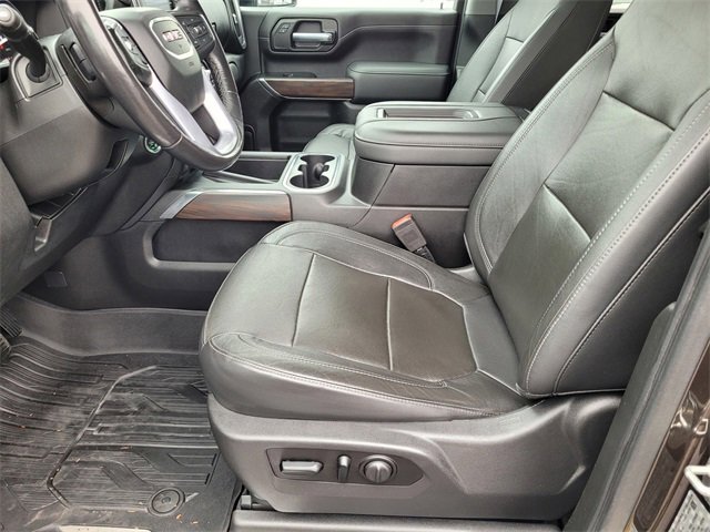 Used 2020 GMC Sierra 3500 SLT w/ Technology Package image 17