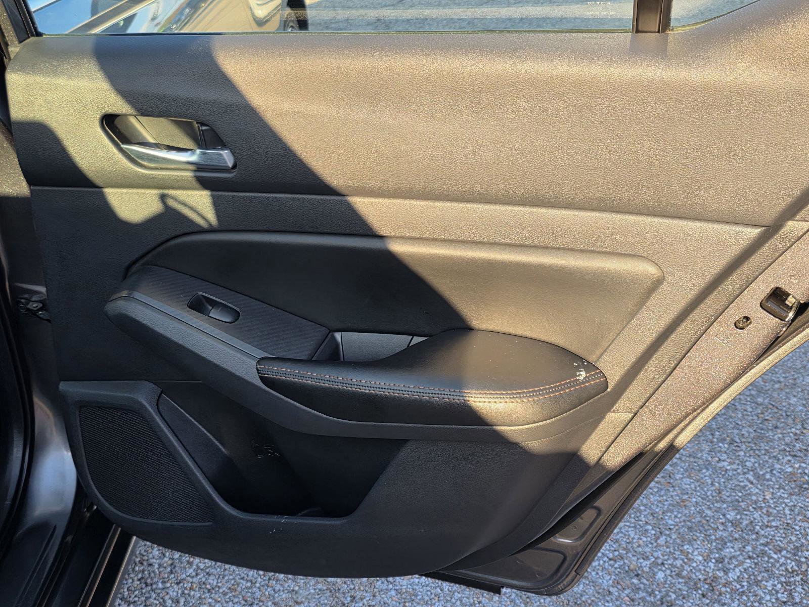 Used 2022 Nissan Altima 2.5 SR image 27