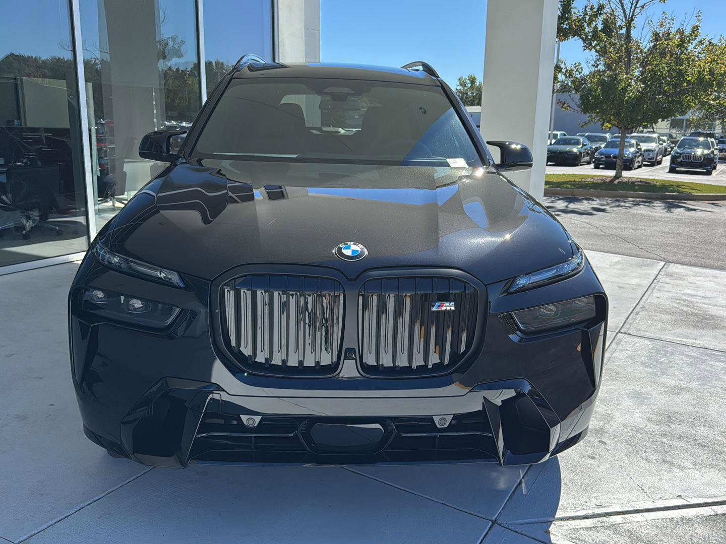 New 2026 BMW X7 M60i image 7