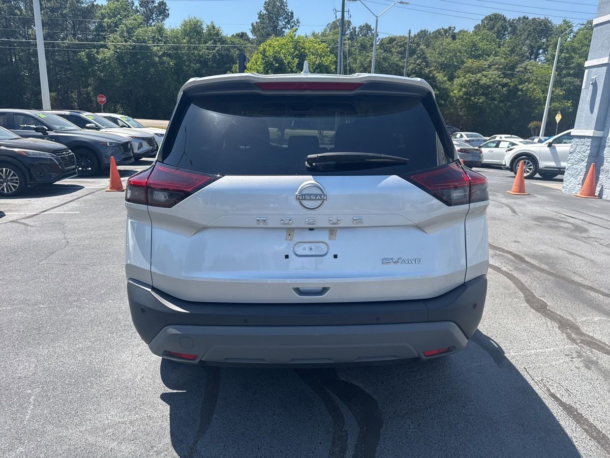 Used 2023 Nissan Rogue SV AWD/4WD image 6