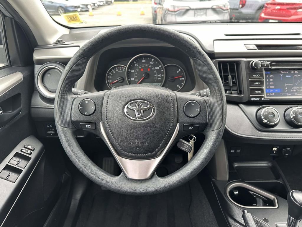 Used 2016 Toyota RAV4 LE image 12