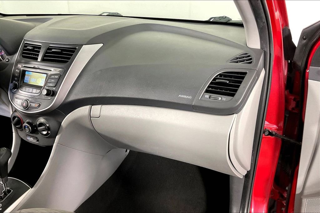 Used 2017 Hyundai Accent SE image 22