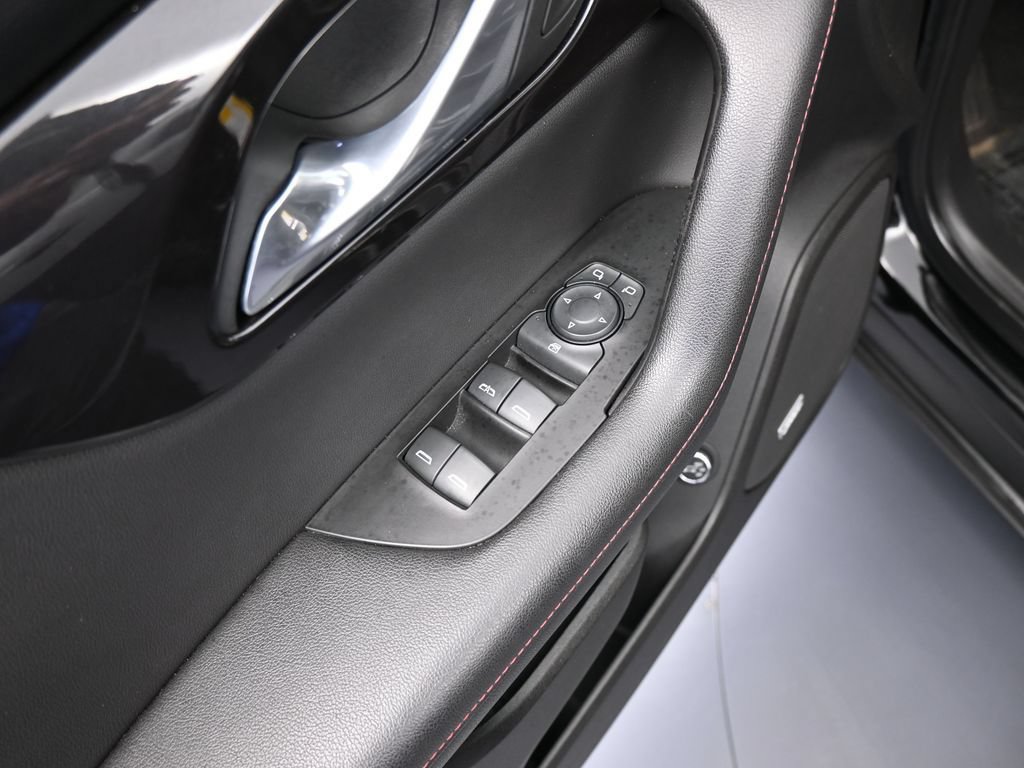 Used 2020 Chevrolet Blazer RS FWD image 13