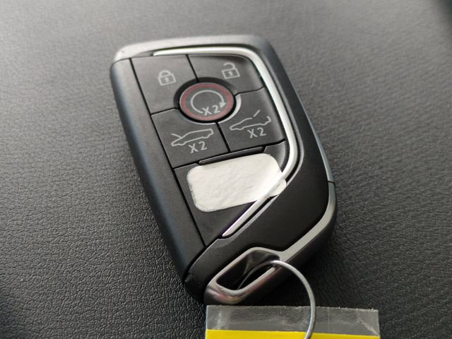 Used 2024 Chevrolet Corvette Stingray Preferred Cpe w/ Z51 Performance Package image 31