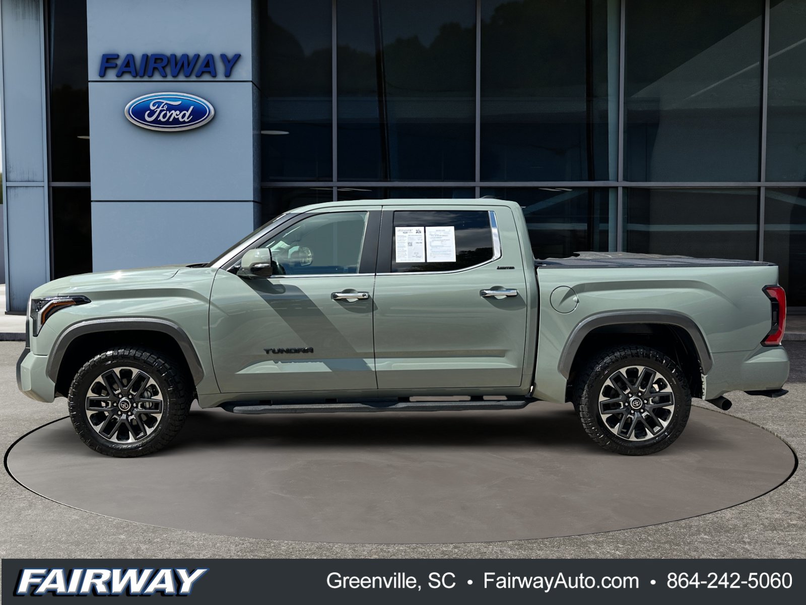 Used 2024 Toyota Tundra Limited AWD/4WD image 8