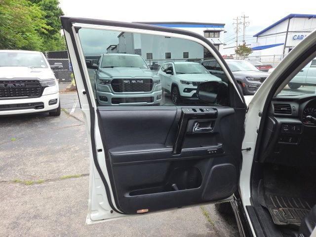 Used 2019 Toyota 4Runner Limited AWD/4WD image 12